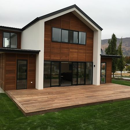 Luxury On Kapuka Villa Wanaka Exterior photo